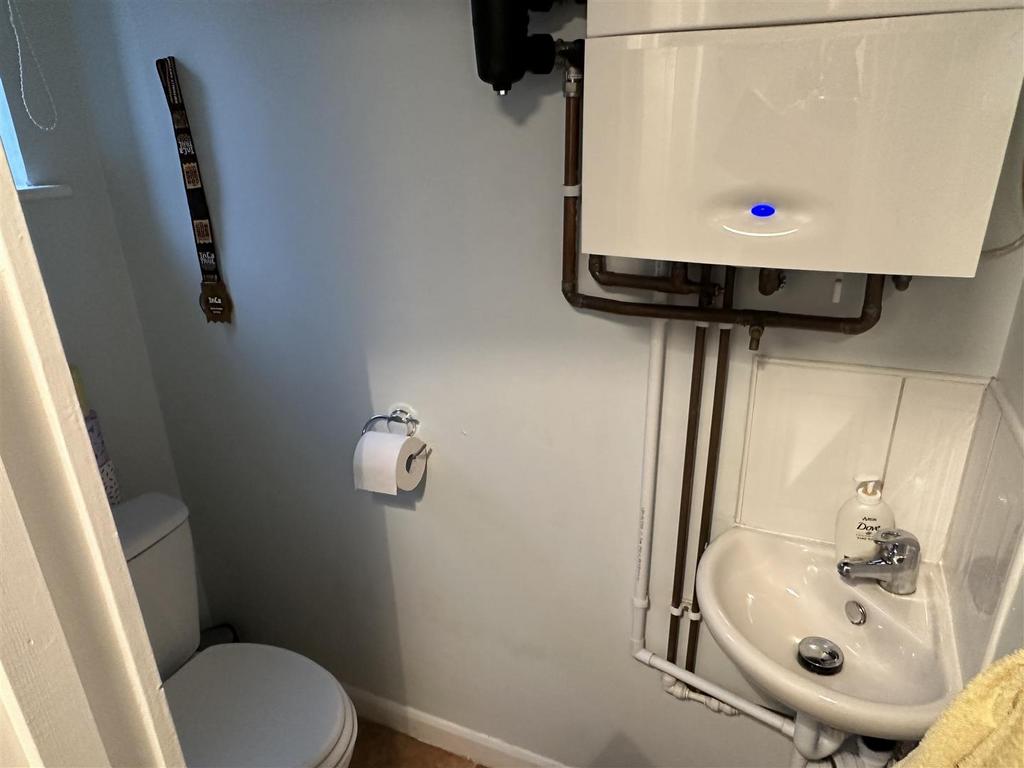 Cloak room.jpg