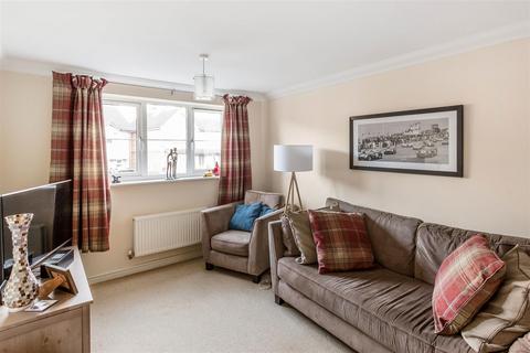 Flat 1, Canvas Court Kings Road, Haslemere, GU27 2QN