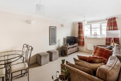 Flat 1, Canvas Court Kings Road, Haslemere, GU27 2QN