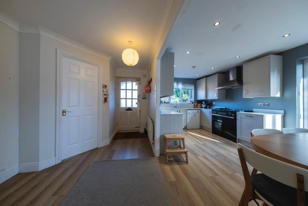 18 Bramley Court-011.JPG
