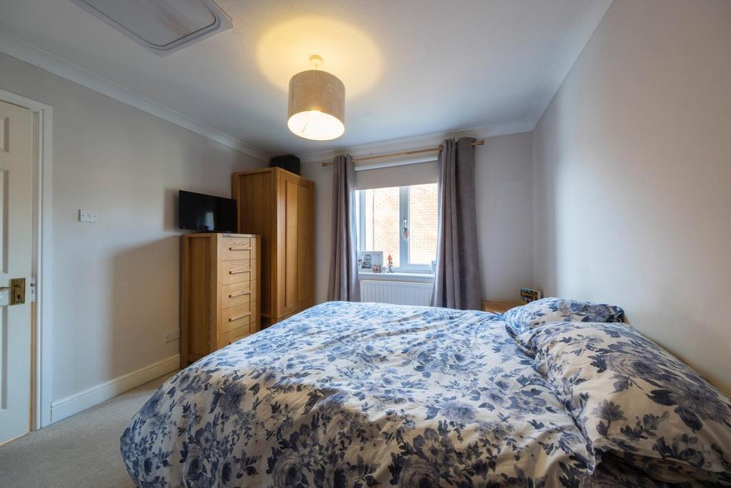 18 Bramley Court-020.JPG