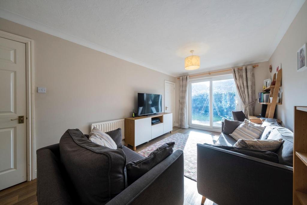 18 Bramley Court-024.JPG