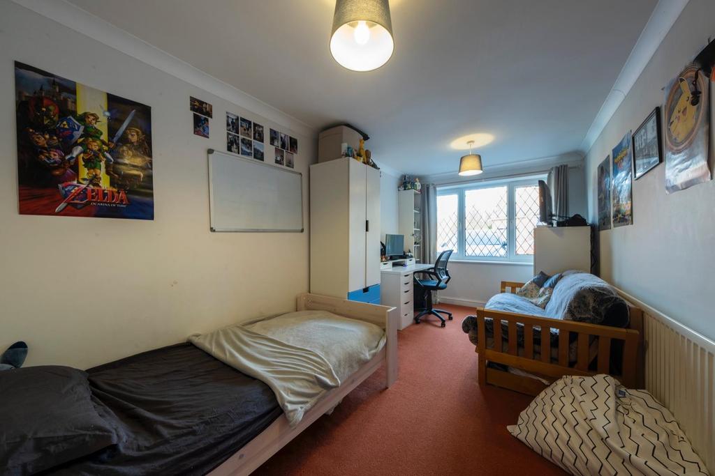 18 Bramley Court-029.JPG