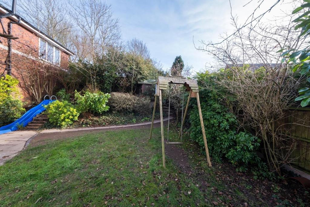 18 Bramley Court-033.JPG