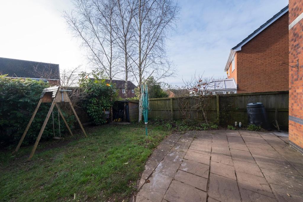 18 Bramley Court-035.JPG