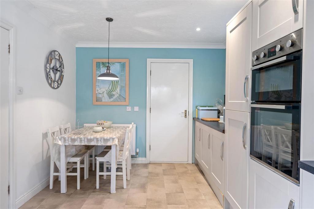 Ebrington Street, Kingsbridge 3 bed bungalow £525,000