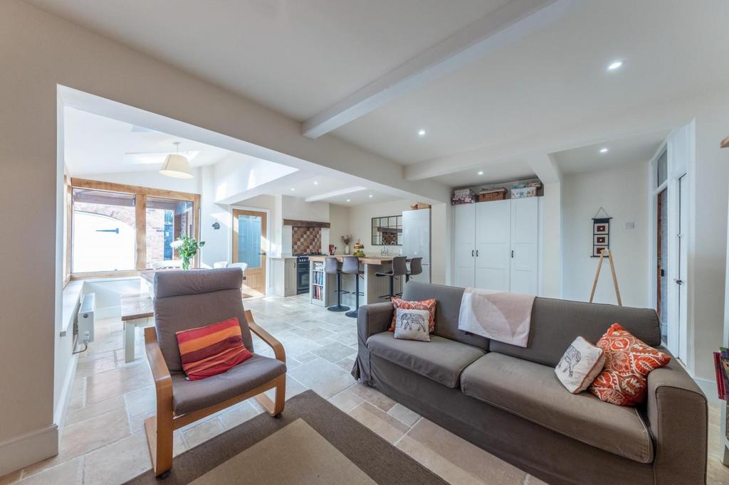 Open Plan Family Breakfast Dining Kitchen