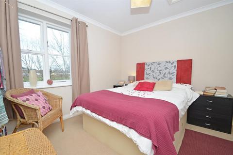 49 High Ridge, Godalming, GU7 1YF