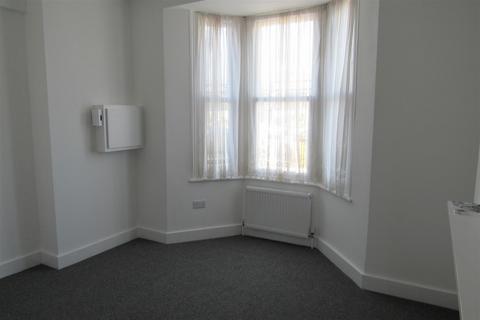 1 bedroom flat for sale, Central Parade, Herne Bay