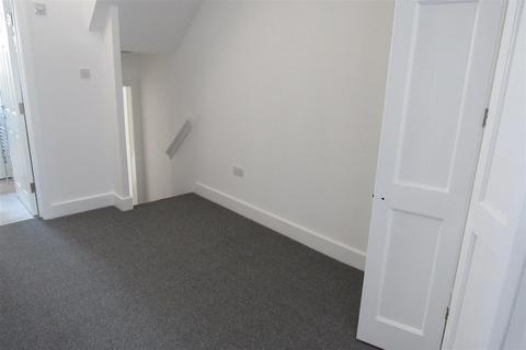 1 bedroom flat for sale, Central Parade, Herne Bay