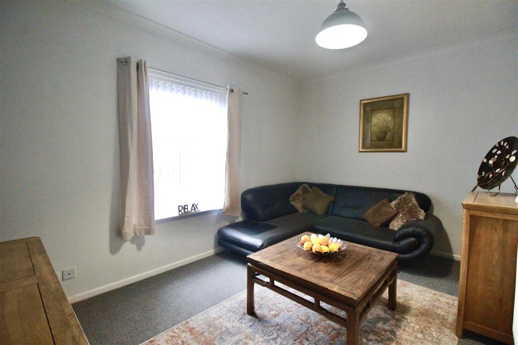 Albert Avenue, Hull 1 bed house £750 pcm (£173 pw)