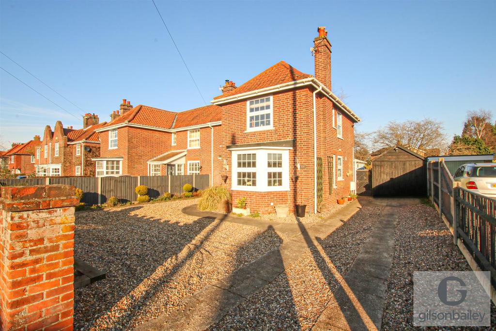 Cromer Road, Hellesdon 3 bed house £350,000