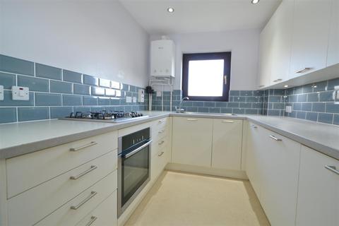 30, Crownlea Court Borrowdale Road, Malvern, WR14 3NG