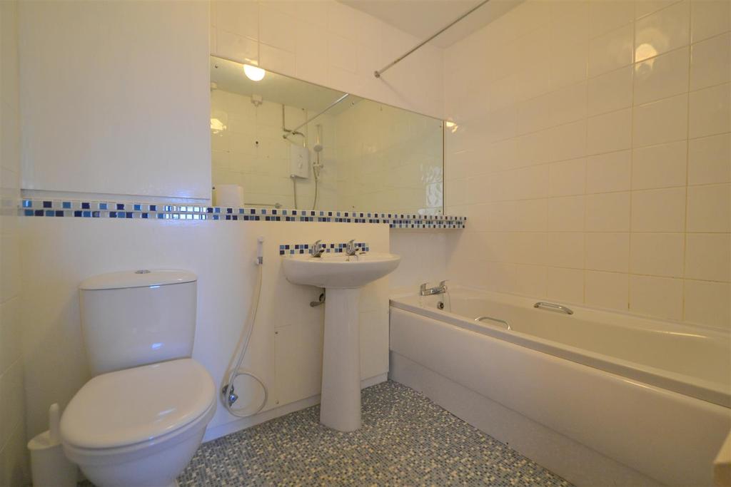Bath1.JPG
