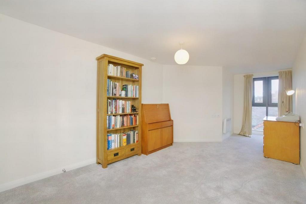 8534819-interior20 (Medium).JPG