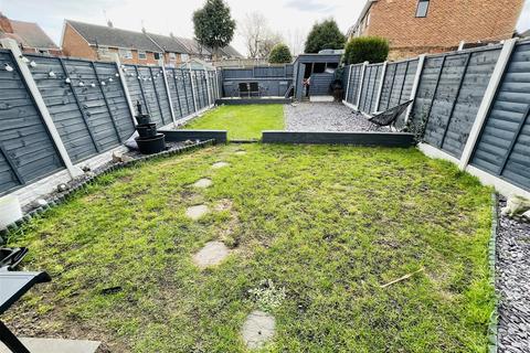104 Tomkinson Road, Nuneaton, CV10 8BN