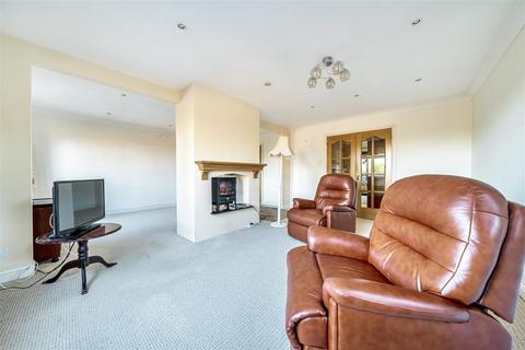 2 Abrams View, Scarborough, YO11 3YE