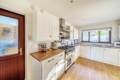 2 Abrams View, Scarborough, YO11 3YE