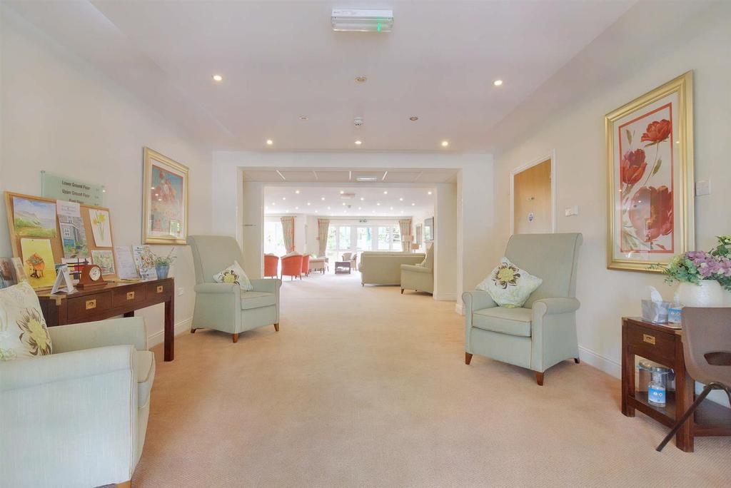 Homeowners Lounge