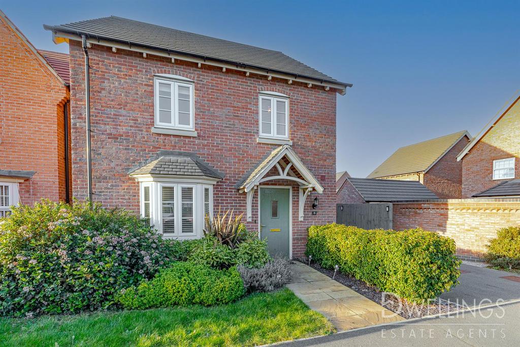 Poplar Gardens, BurtonOnTrent 4 bed detached house £315,000