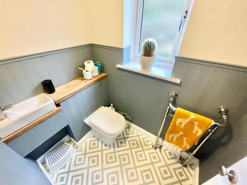 Downstairs Toilet