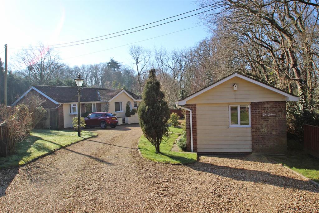 Ashlake Copse Road, Fishbourne 4 bed detached bungalow £650,000