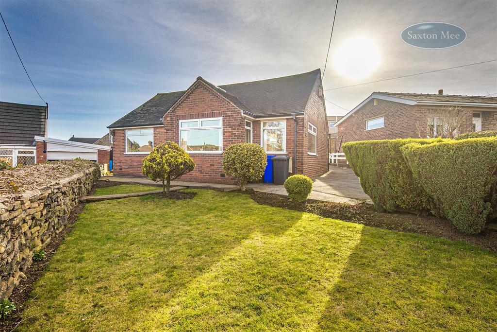 Coal Pit Lane, Stocksbridge, S36 1AW 2 bed detached bungalow £200,000