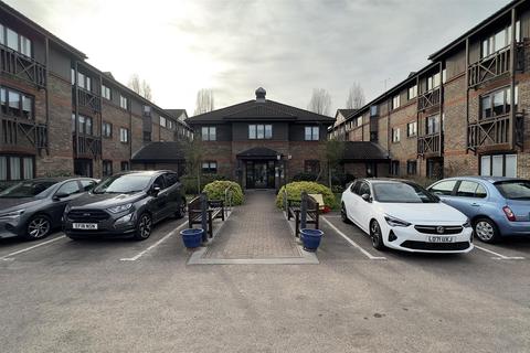 1 bedroom retirement property for sale - Winningales Court, Clayhall, IG5 0PX