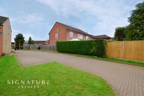 22b Hyde Lane, Bovingdon, Hemel Hempstead, HP3 0EG