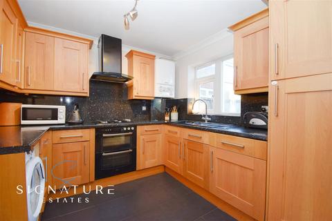 22b Hyde Lane, Bovingdon, Hemel Hempstead, HP3 0EG