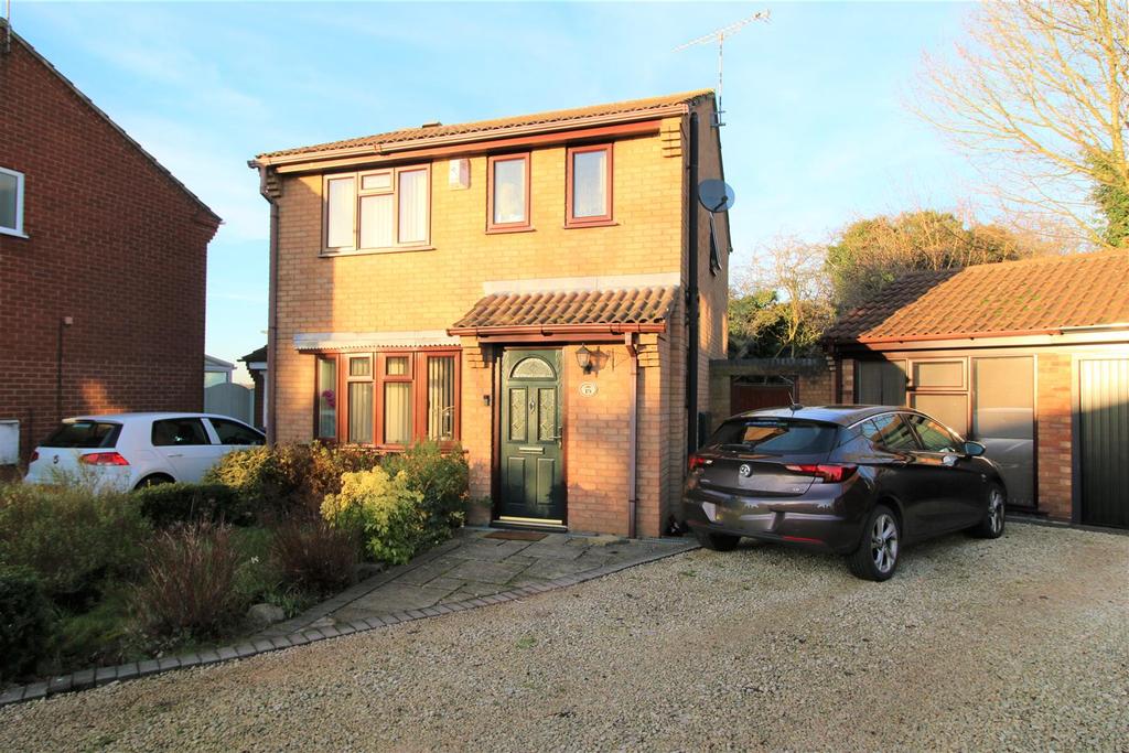 Ascot Close, Bedworth 3 bed detached house £249,950