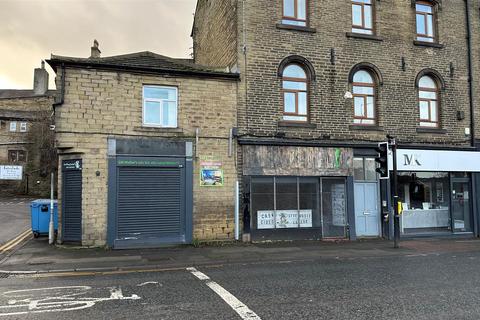 Shop to rent - Commercial Street, Shipley