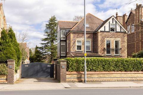 5 bedroom detached house for sale - Barlow Moor Road, Didsbury