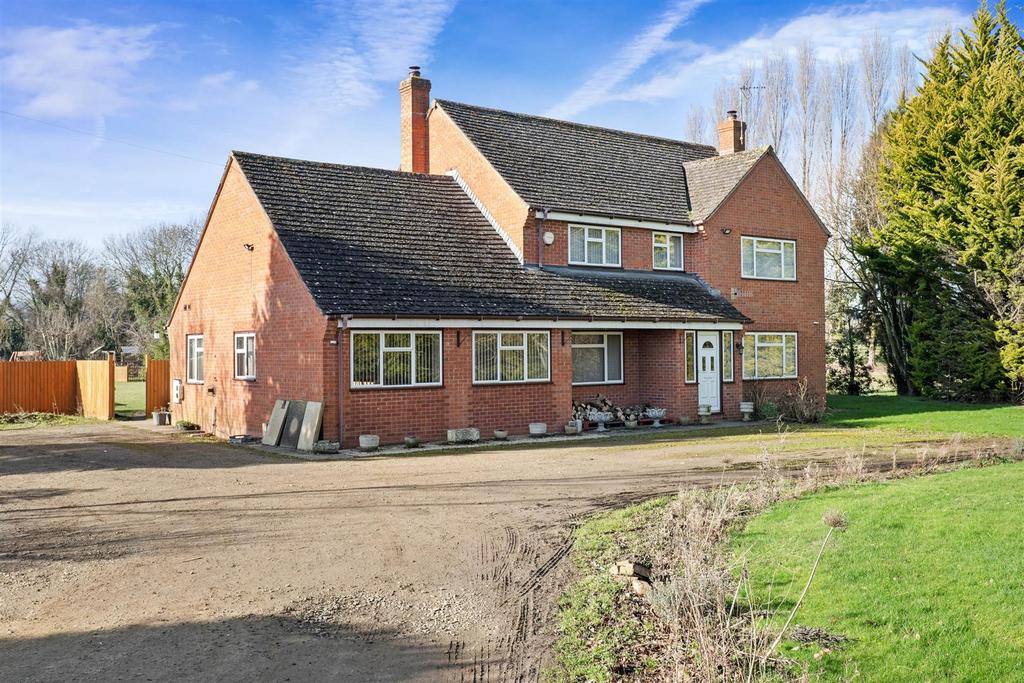 Sandfield Lane, Sedgeberrow 5 bed detached house for sale £1,000,000