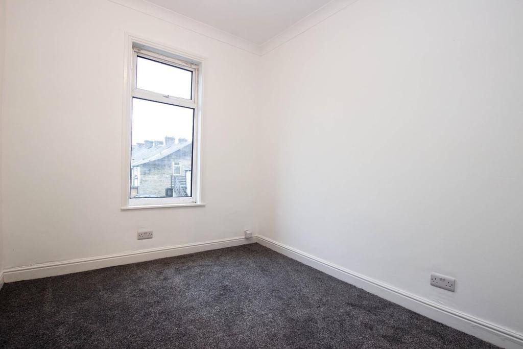 Bedroom 4.jpg