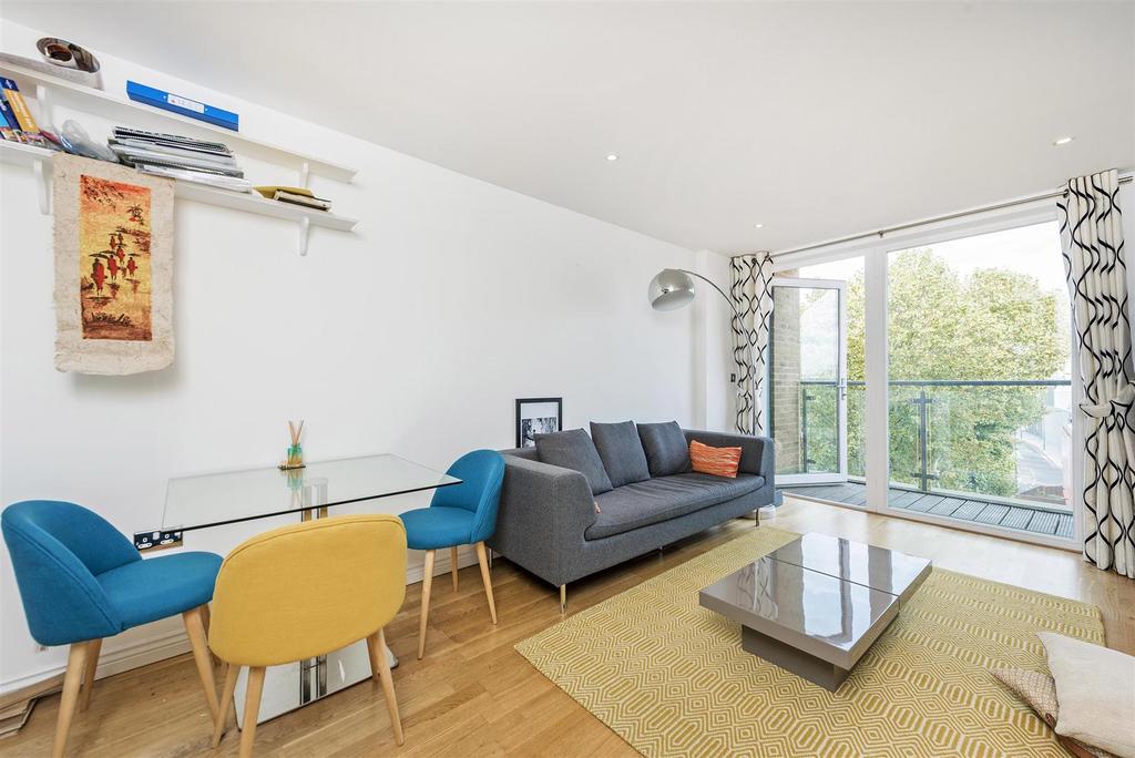 Viridian Apartments, 75 Battersea... 2 bed flat £2,535 pcm (£585 pw)