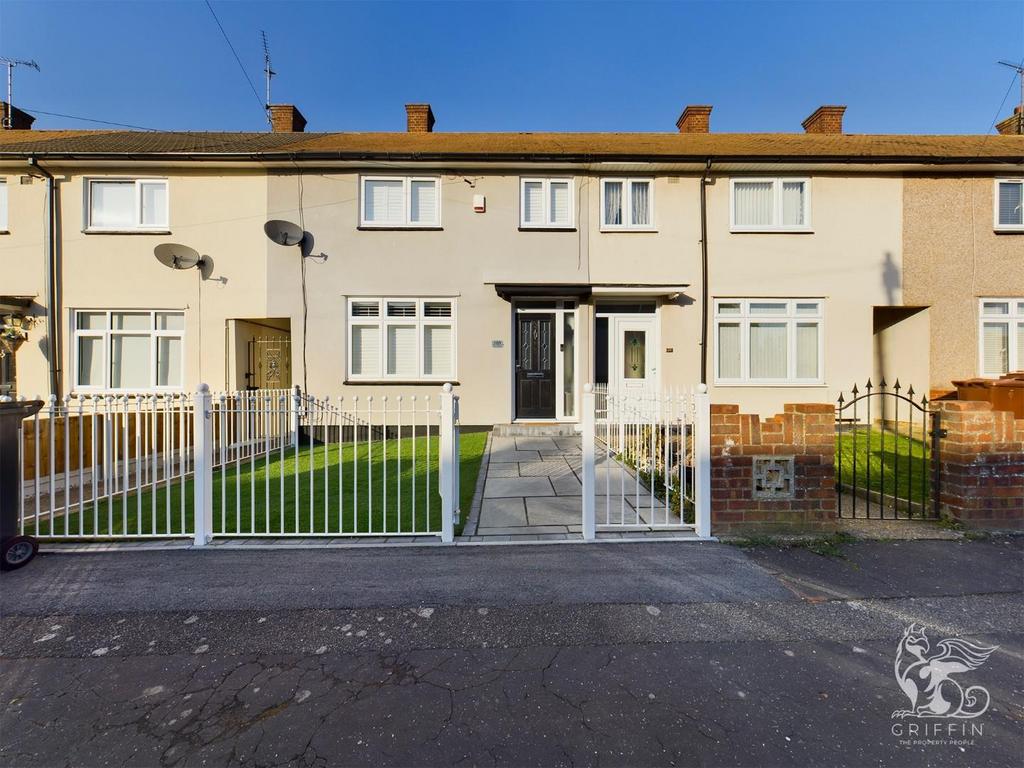 Araglen Avenue, South Ockendon 2 bed house £350,000