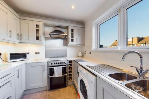 105 Araglen Avenue, South Ockendon, RM15 5DQ