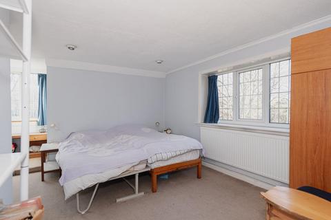 151 Banstead Road, Banstead, SM7 1QH