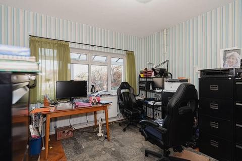 151 Banstead Road, Banstead, SM7 1QH