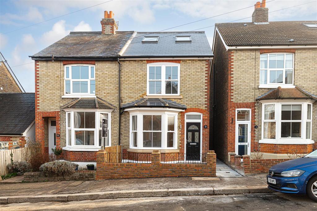 Cornfield Road, Reigate 4 bed semidetached house £900,000