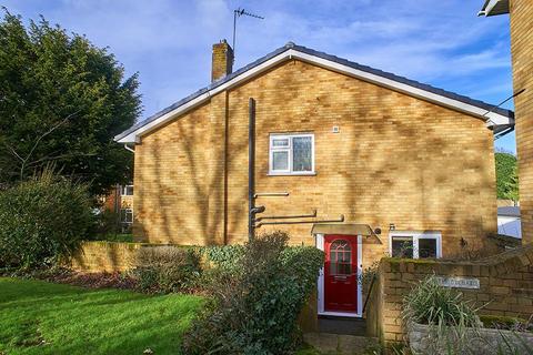 5 The Orchard, Epsom, KT17 1NN