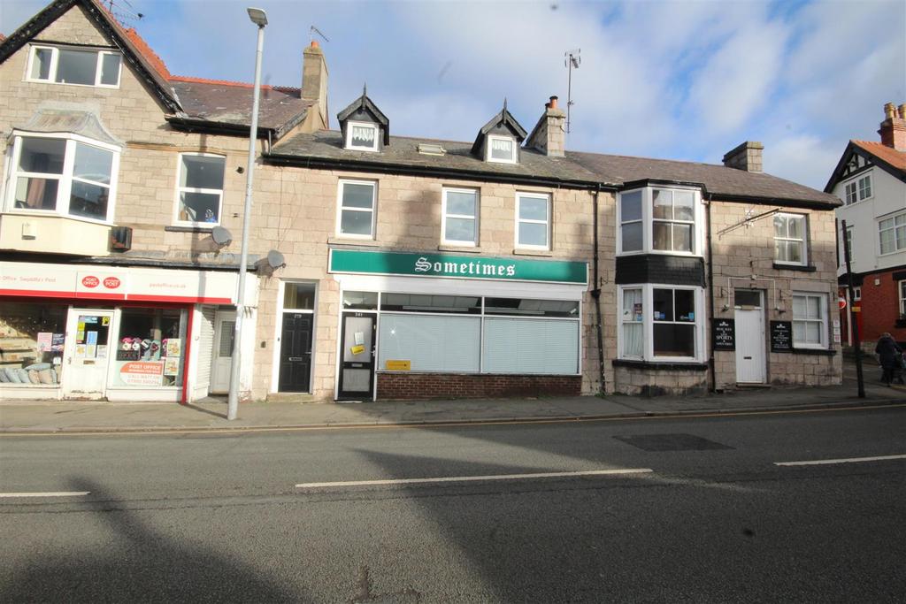 Abergele Road, Old Colwyn 2 bed £195,000
