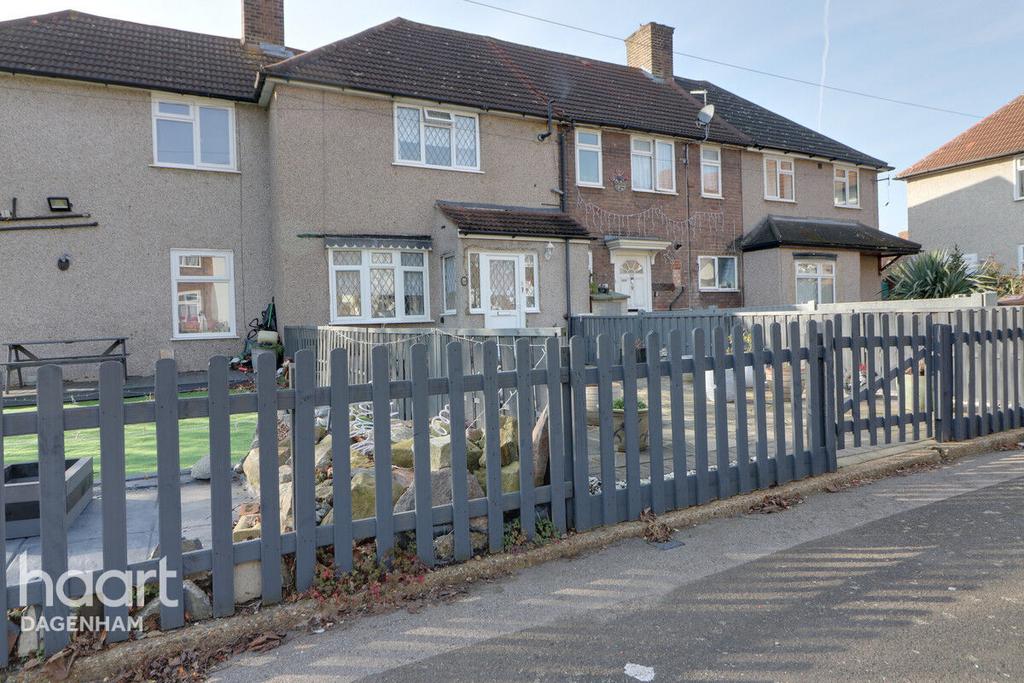 Dagenham Avenue, Dagenham 3 bed terraced house for sale £400,000