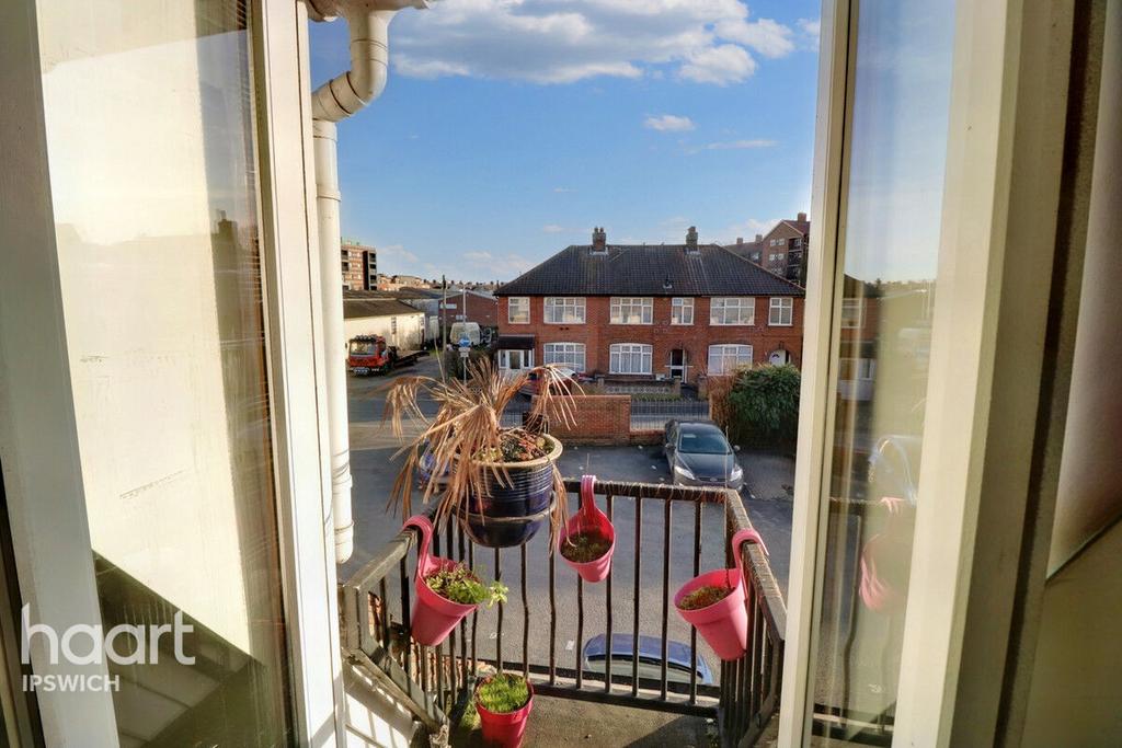 Dock Street, Ipswich 2 bed apartment for sale £115,000