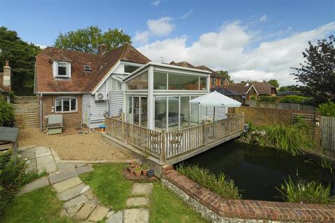 4 bedroom detached house for sale, The Pottery, Bottom Pond Road, Wormshill