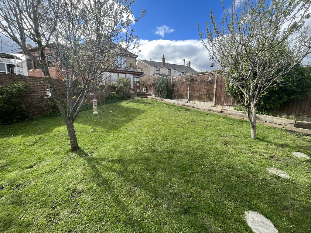 PRIMROSE HILL, LYDNEY, GLOUCESTERSHIRE, GL15 5SF 4 bed detached house
