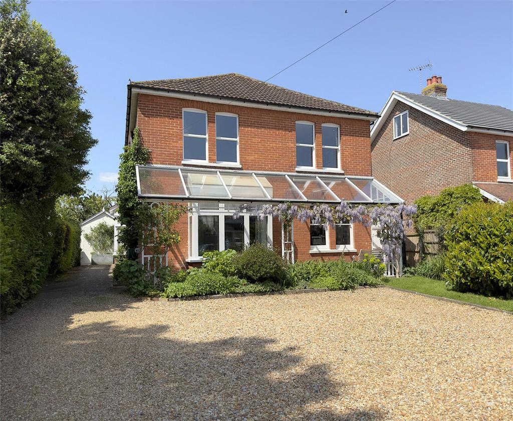 Stein Road, Southbourne, Emsworth, West Sussex, PO10 4 bed detached house for sale £995,000