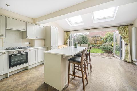 undefined, Bitterne Drive, Woking, GU21