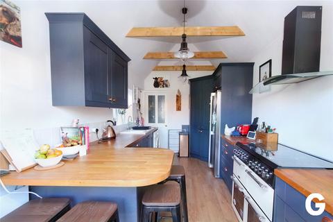 2 bedroom end of terrace house for sale, Southampton Road, Ringwood, Hampshire, BH24